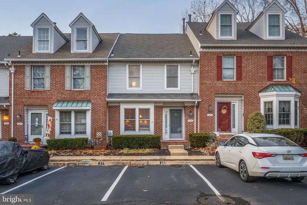 Unit for sale at 305 WILLIAMSBURG COURT, MARLTON, NJ 08053