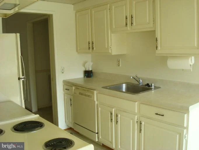 Unit for sale at 15320 PINE ORCHARD DRIVE, SILVER SPRING, MD 20906