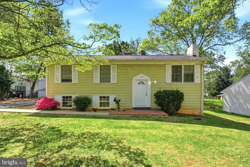 Unit for sale at 219 LESCO BOULEVARD, CULPEPER, VA 22701
