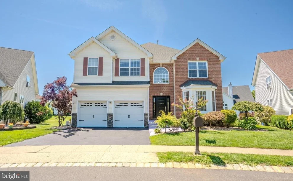 Unit for sale at 8 JUMPING BROOK COURT, MONROE TOWNSHIP, NJ 08831
