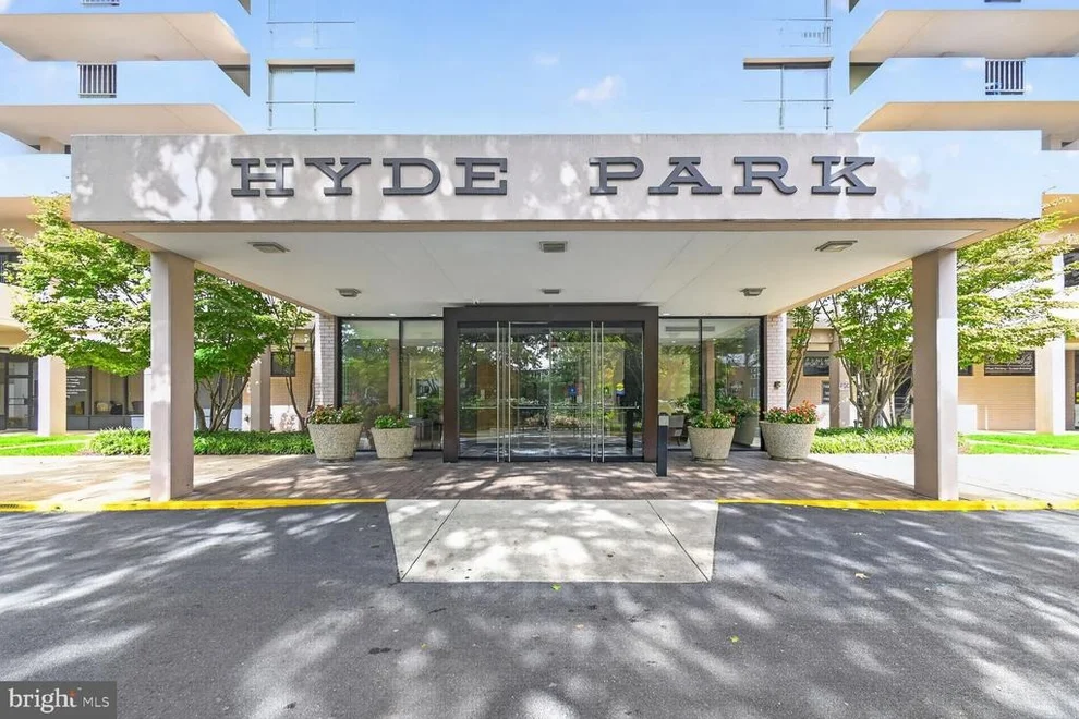 Unit for sale at 4141 N NORTH HENDERSON ROAD, ARLINGTON, VA 22203