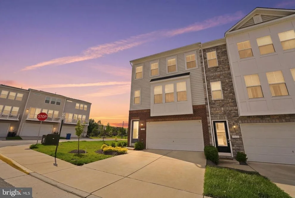 Unit for sale at 5050 MELISSA PLACE, WOODBRIDGE, VA 22192