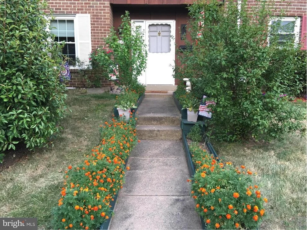 Unit for sale at 600 S. CONCORD COURT, STERLING, VA 20164