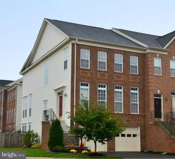 Unit for sale at 22065 AVONWORTH SQUARE, BROADLANDS, VA 20148