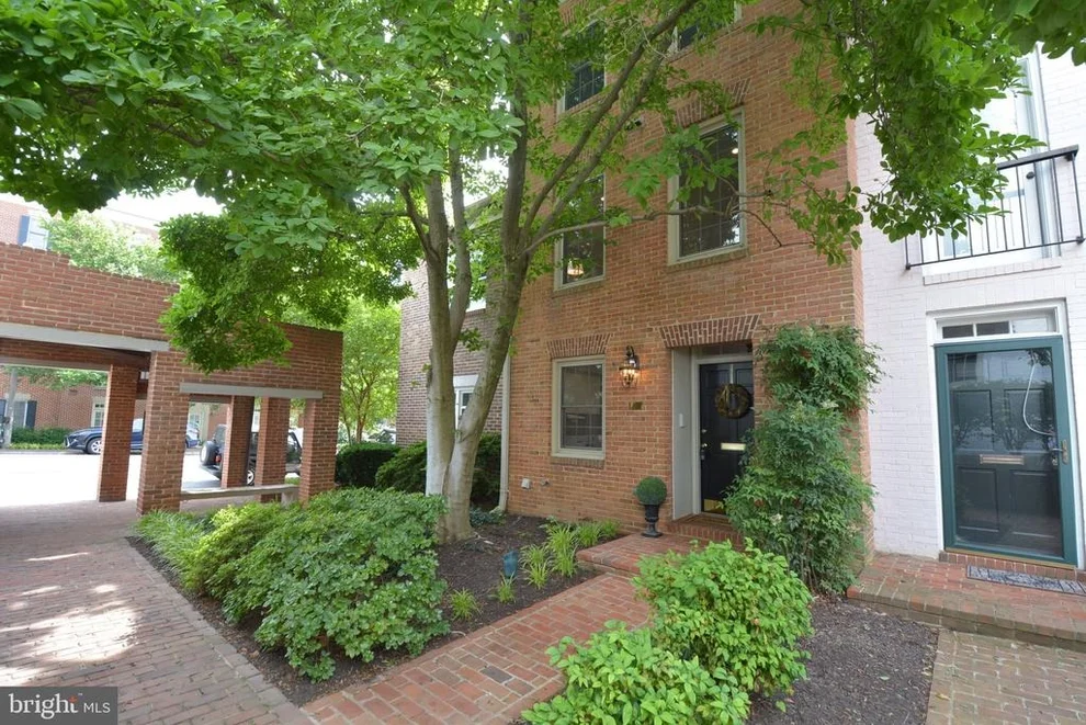 Unit for sale at 1162 N PITT STREET, ALEXANDRIA, VA 22314