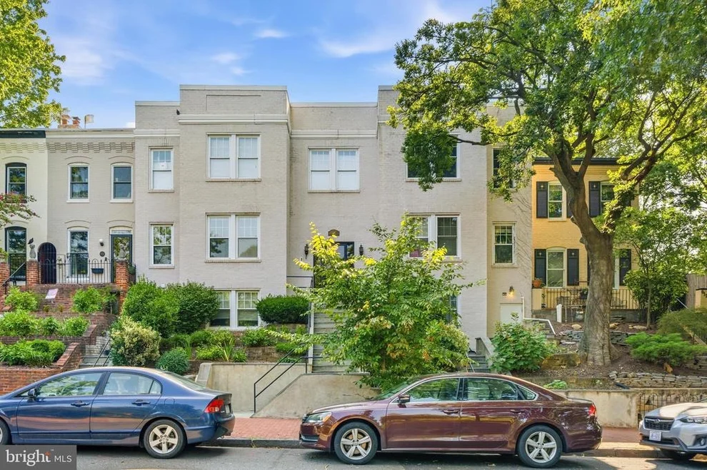 Unit for sale at 610 3RD STREET SE, WASHINGTON, DC 20003