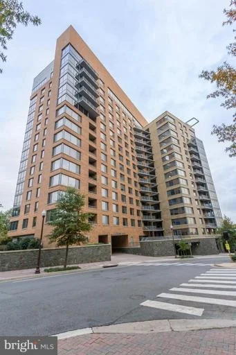 Unit for sale at 2001 15TH STREET N, ARLINGTON, VA 22201