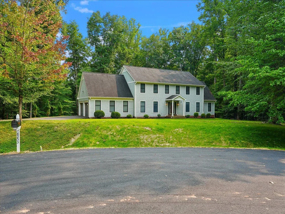 Unit for sale at 8253 HONEYSUCKLE ROAD, MANASSAS, VA 20112