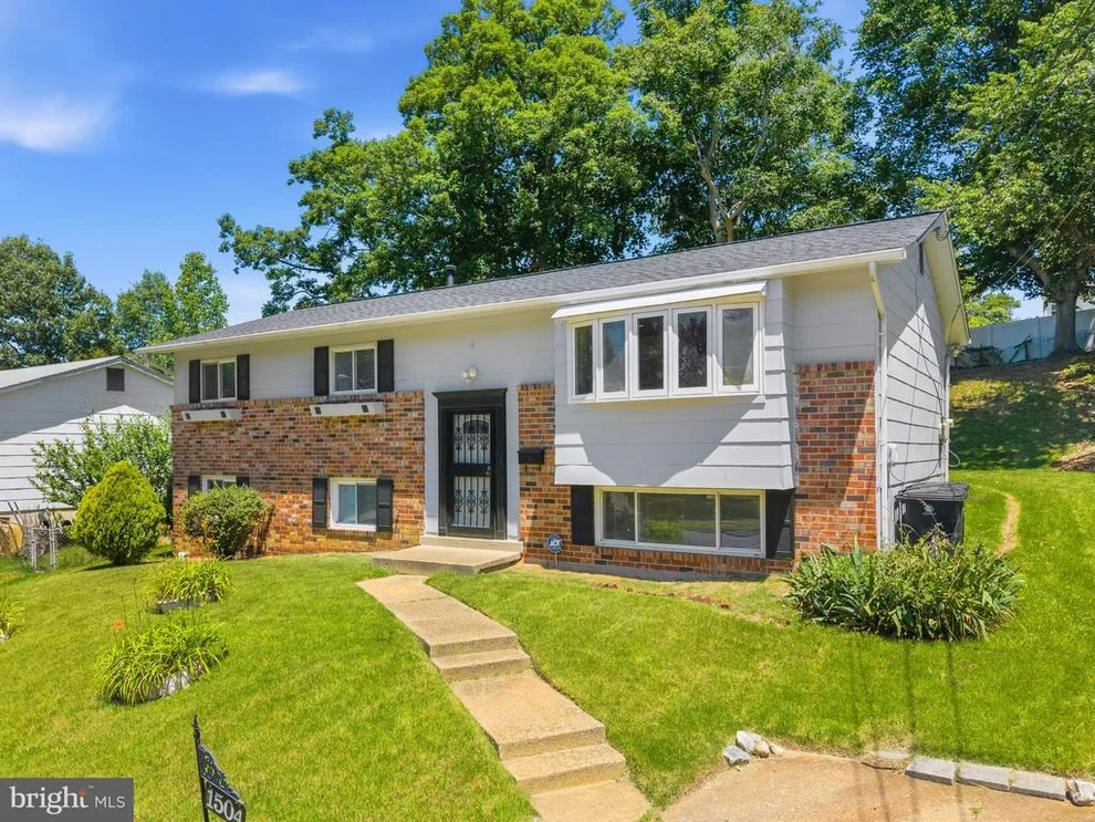 Unit for sale at 1504 BIRCHWOOD DRIVE, OXON HILL, MD 20745