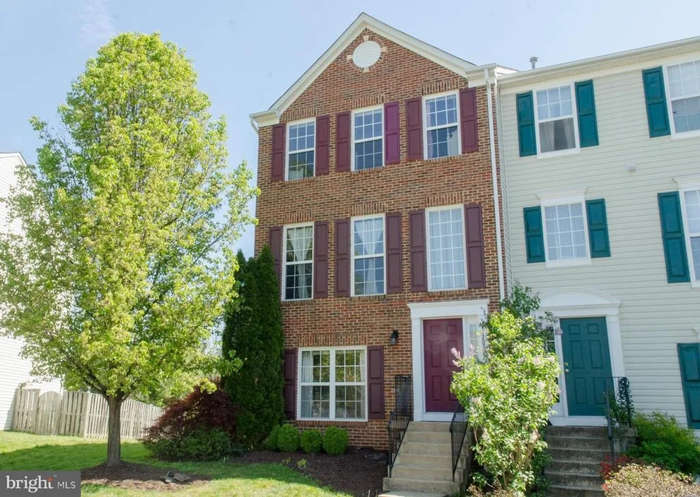 Unit for sale at 12047 ELLIOTS OAK PLACE, BRISTOW, VA 20136