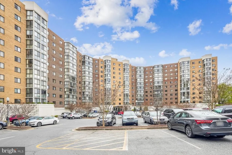 Unit for sale at 15100 INTERLACHEN DRIVE, SILVER SPRING, MD 20906