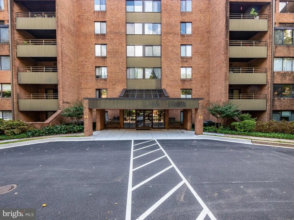 Unit for sale at 3 SOUTHERLY COURT, TOWSON, MD 21286