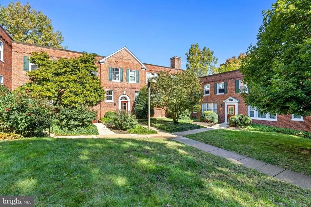 Unit for sale at 1911 KEY BOULEVARD, ARLINGTON, VA 22201