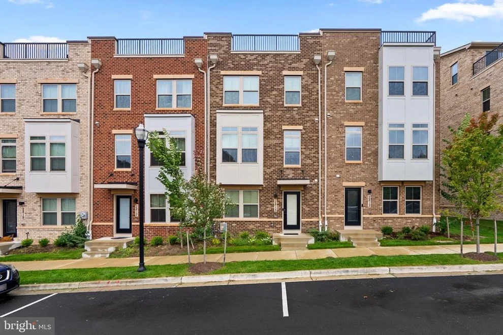 Unit for sale at 2815 BATTERSEA LAKE LOOP, HYATTSVILLE, MD 20782