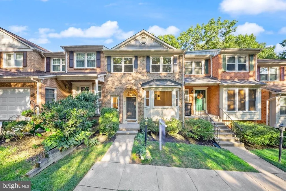 Unit for sale at 8005 GALLA KNOLL CIRCLE, SPRINGFIELD, VA 22153