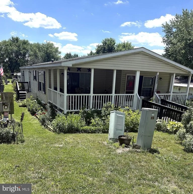Unit for sale at 11352 LAKESIDE DRIVE, HAGERSTOWN, MD 21740
