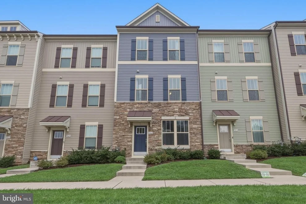 Unit for sale at 5818 IMPERIAL DRIVE, FREDERICK, MD 21703