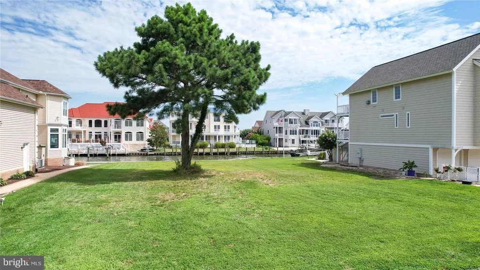 Unit for sale at 27 LESLIE MEWS, OCEAN PINES, MD 21811