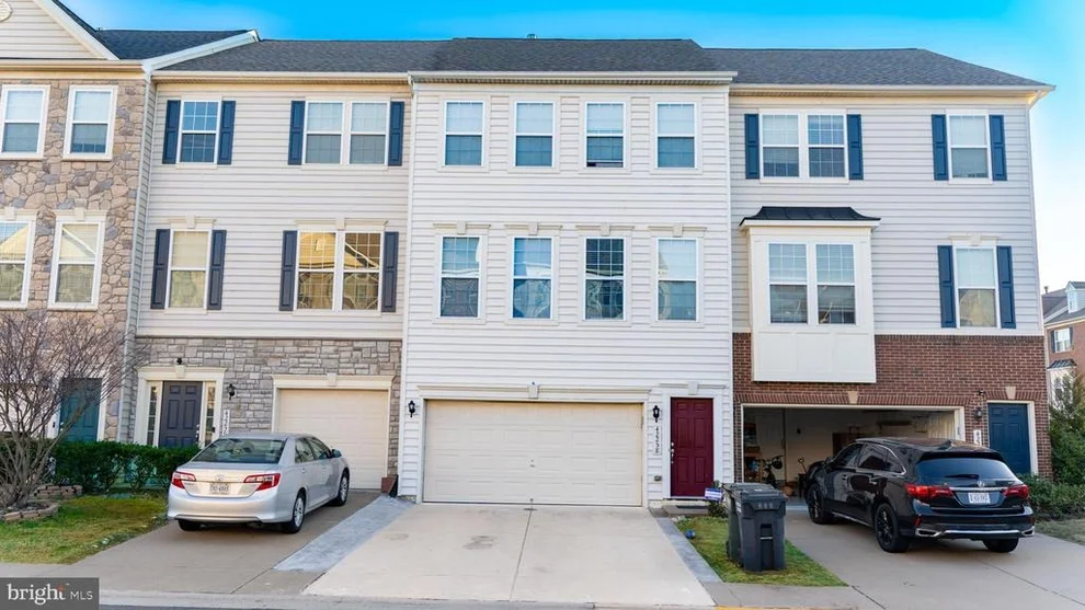 Unit for sale at 42258 DEAN CHAPEL SQUARE, CHANTILLY, VA 20152