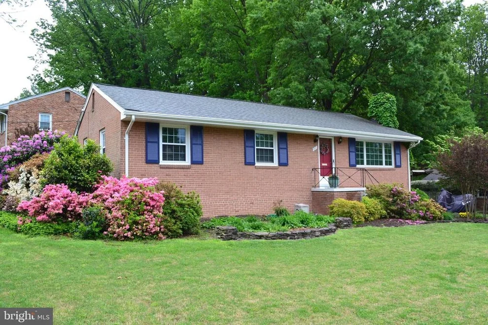 Unit for sale at 821 N LATHAM STREET, ALEXANDRIA, VA 22304