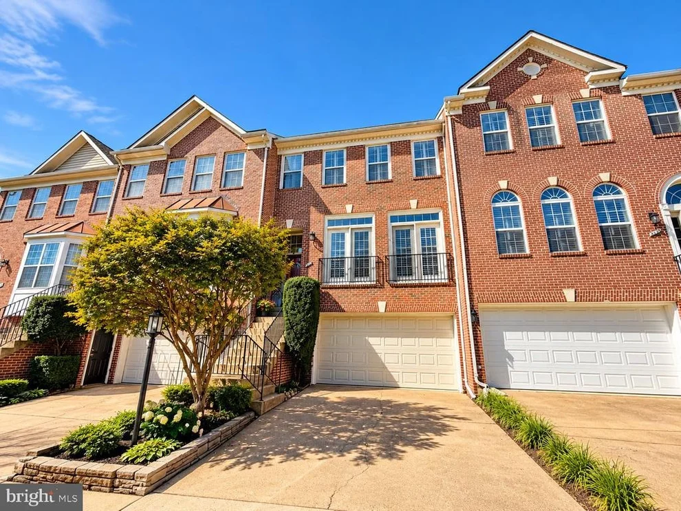 Unit for sale at 5264 COZY GLEN LANE, ALEXANDRIA, VA 22312