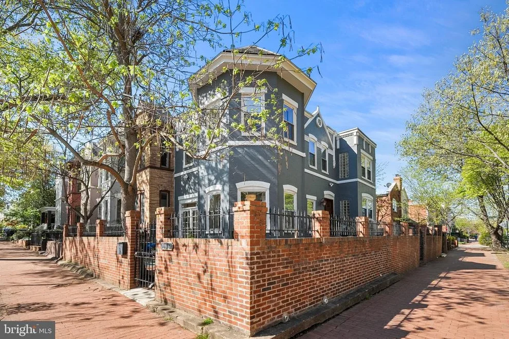 Unit for sale at 656 9TH STREET NE, WASHINGTON, DC 20002