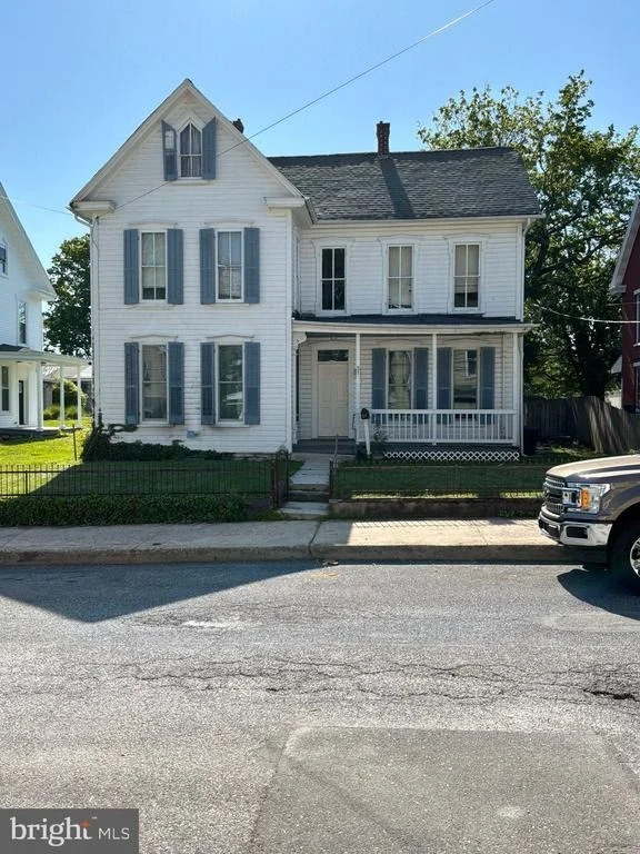Unit for sale at 31 N FRANKLIN STREET STREET, WAYNESBORO, PA 17268