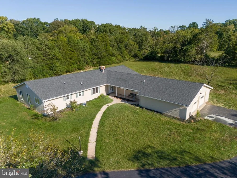 Unit for sale at 9197 BROADLANDS LANE, NOKESVILLE, VA 20181