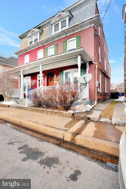 Unit for sale at 824 WASHINGTON AVENUE, HAGERSTOWN, MD 21740
