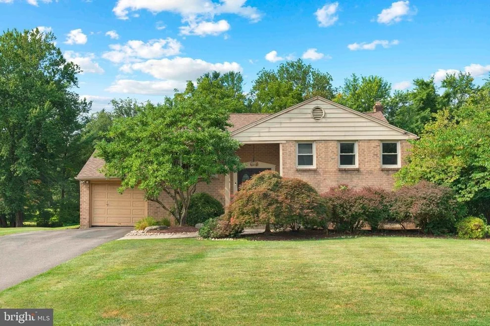 Unit for sale at 23 GREAT OAK, CHURCHVILLE, PA 18966
