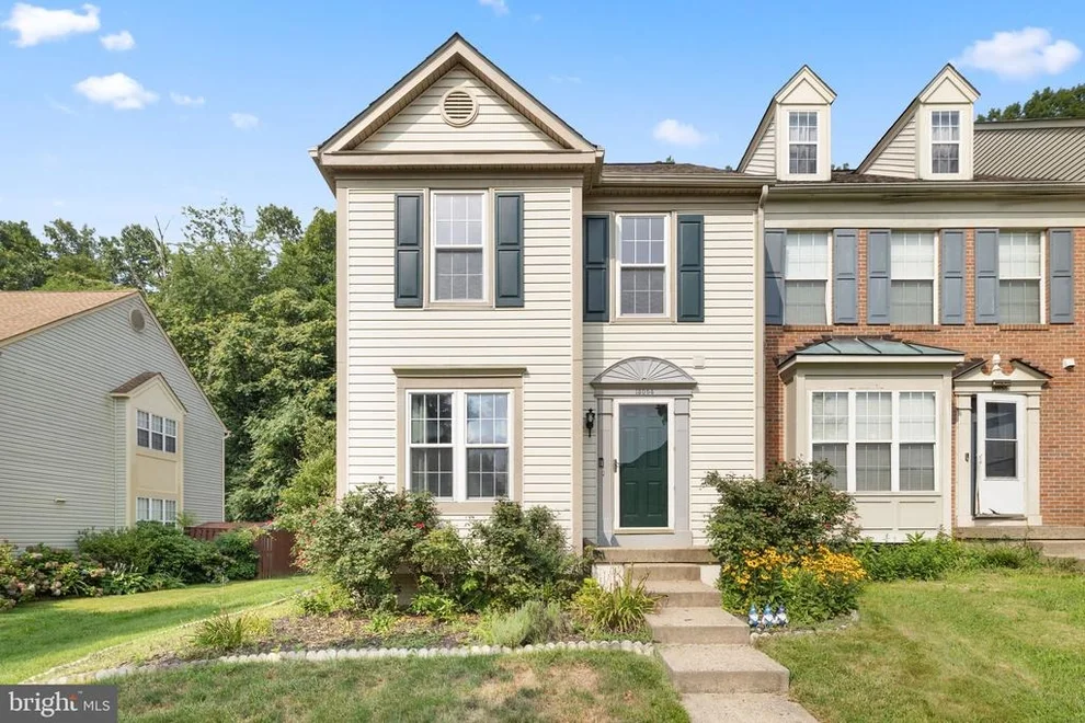 Unit for sale at 13054 HUNTERBROOK DRIVE, WOODBRIDGE, VA 22192