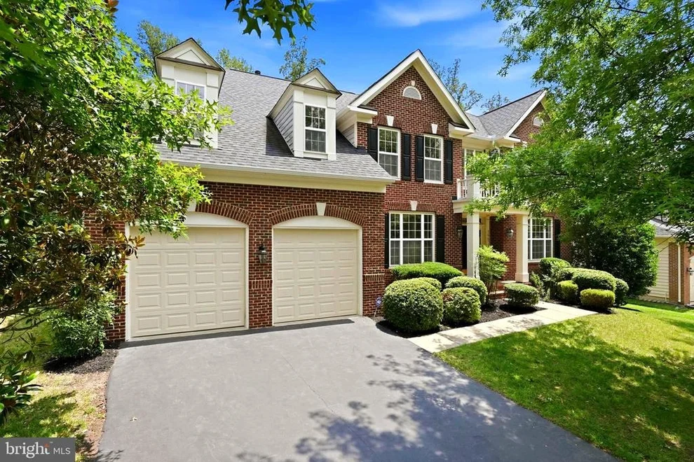Unit for sale at 16671 LEOCRIE PLACE, WOODBRIDGE, VA 22191