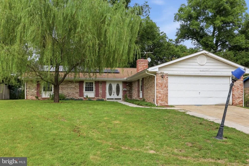 Unit for sale at 7902 CLAUDIA DRIVE, OXON HILL, MD 20745