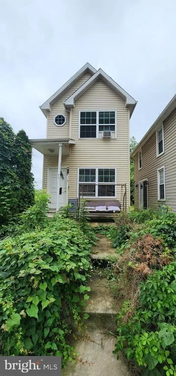 Unit for sale at 19 S VIRGINIA AVENUE, BRUNSWICK, MD 21716