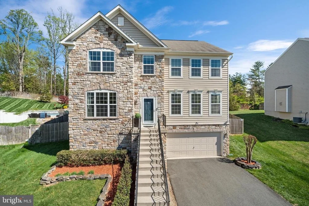 Unit for sale at 15929 EAGLE FEATHER DRIVE, WOODBRIDGE, VA 22191