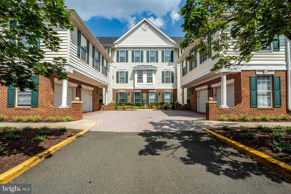 Unit for sale at 25230 POND VIEW SQUARE, CHANTILLY, VA 20152