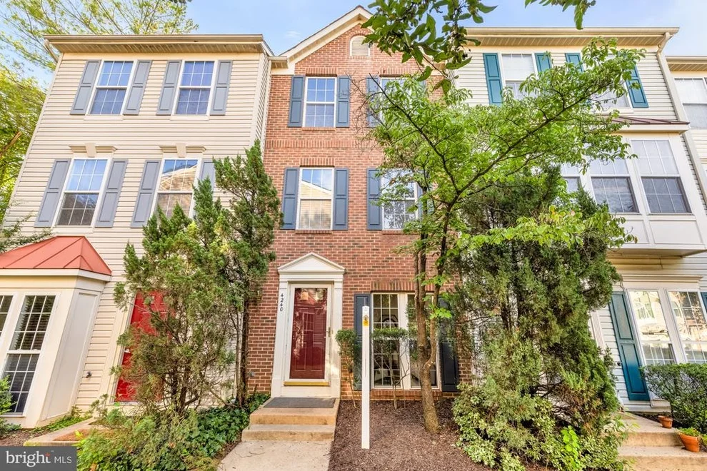 Unit for sale at 4240 WHEELED CAISSON SQUARE, FAIRFAX, VA 22033