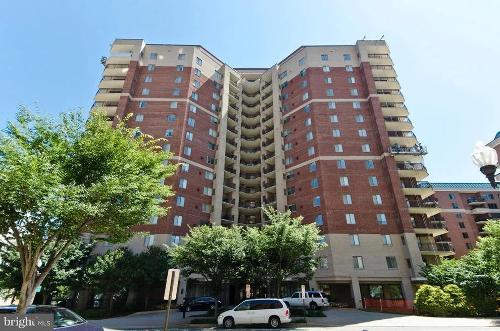 Unit for sale at 901 N MONROE STREET, ARLINGTON, VA 22201