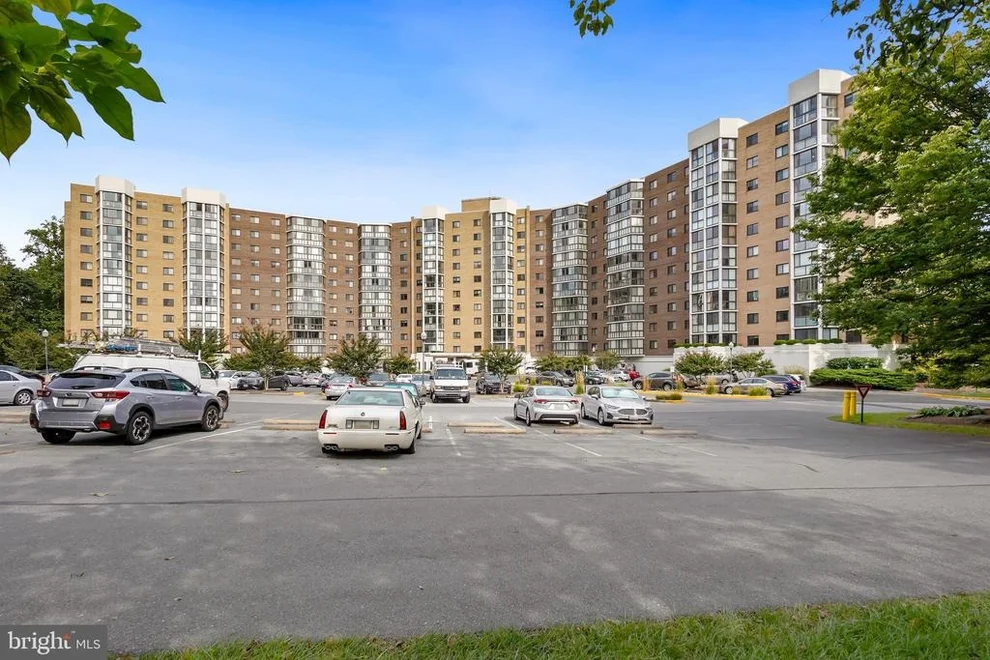 Unit for sale at 15100 INTERLACHEN DRIVE, SILVER SPRING, MD 20906