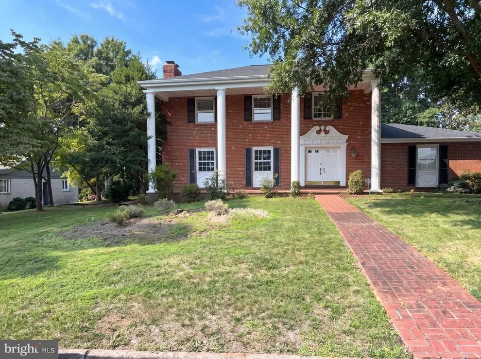 Unit for sale at 507 WILLOUGHBY LANE, STAUNTON, VA 24401