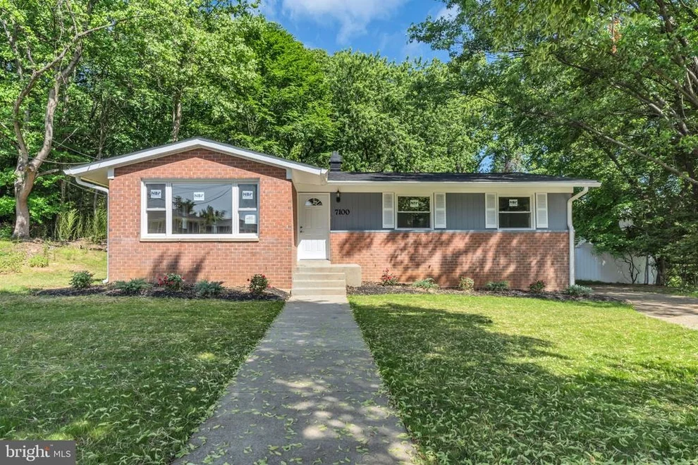 Unit for sale at 7100 ABBINGTON DRIVE, OXON HILL, MD 20745