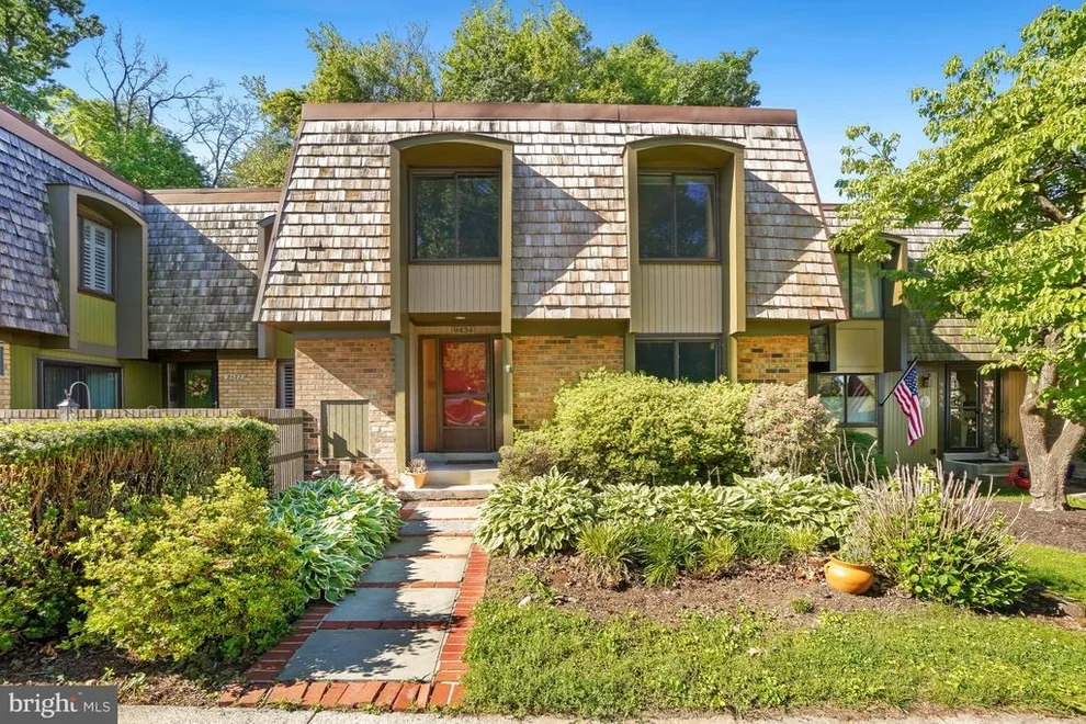 Unit for sale at 9434 FERN HOLLOW WAY, MONTGOMERY VILLAGE, MD 20886