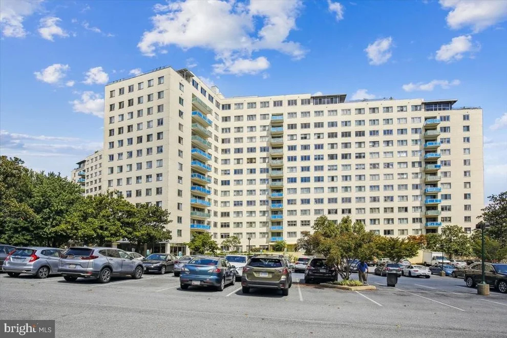 Unit for sale at 10201 GROSVENOR PLACE, NORTH BETHESDA, MD 20852