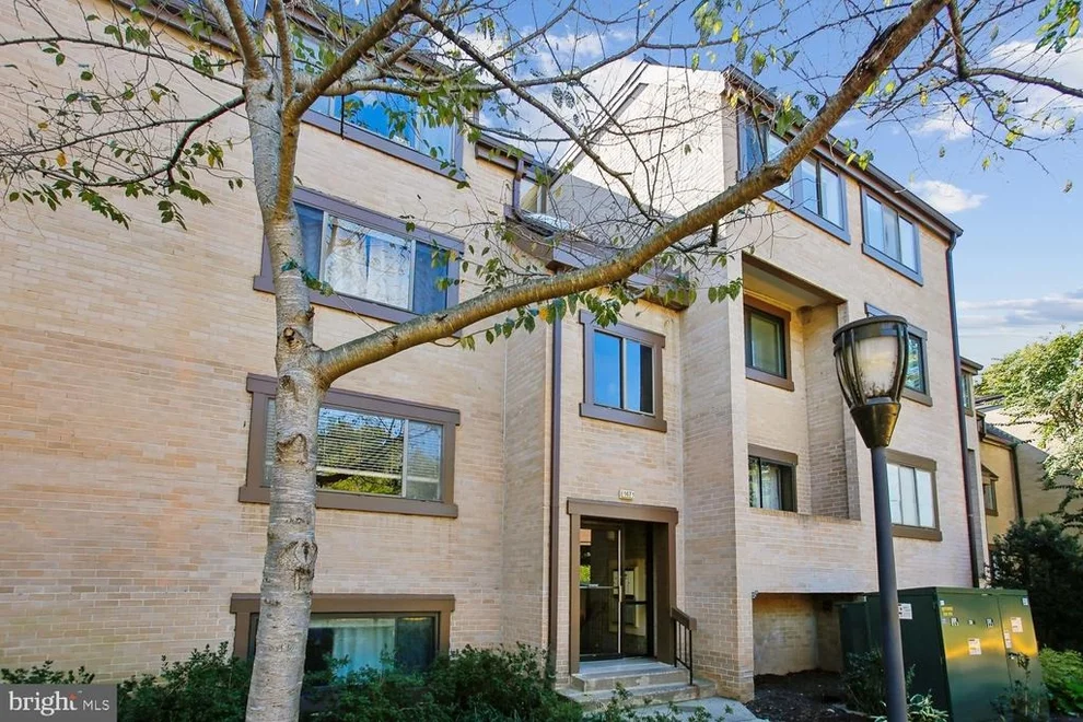 Unit for sale at 1671 PARKCREST CIRCLE, RESTON, VA 20190
