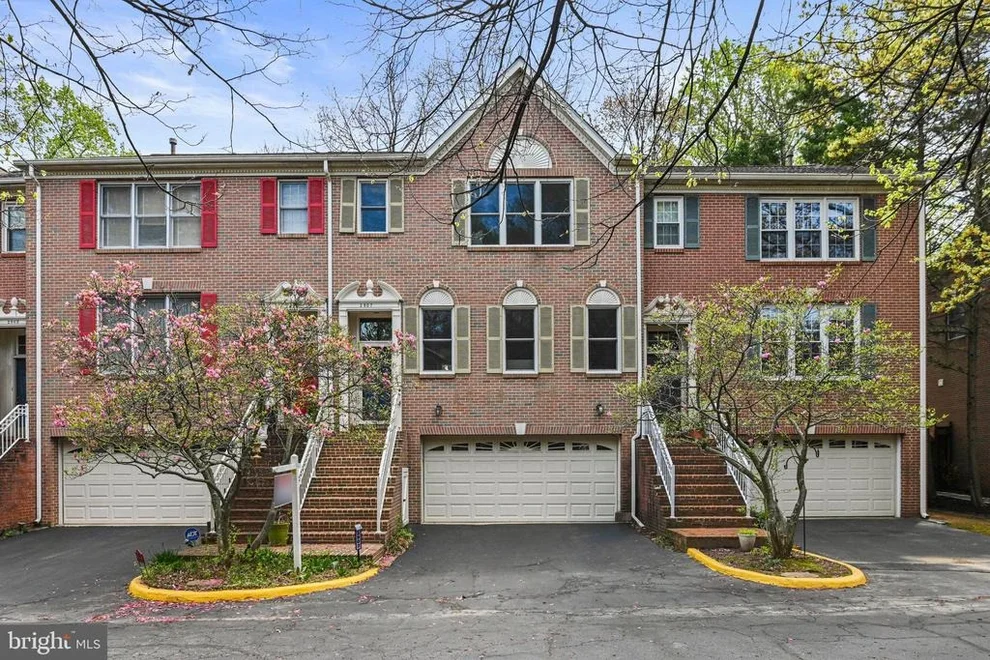 Unit for sale at 2907 OAKTON CREST PLACE, VIENNA, VA 22181