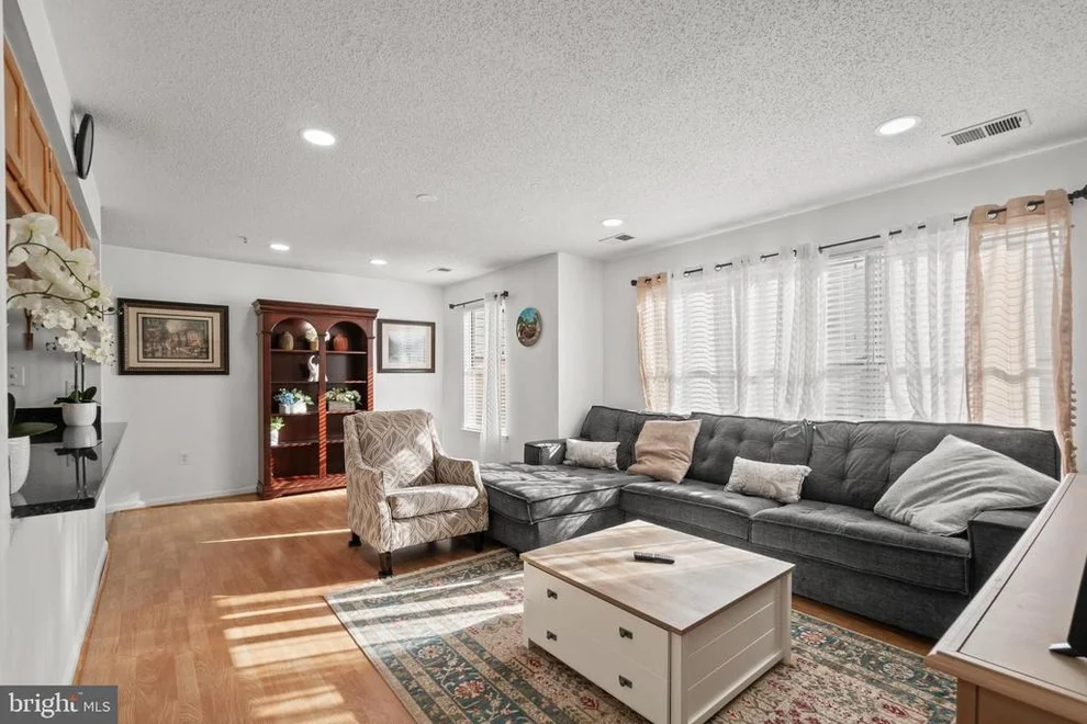 Unit for sale at 14201 WOOLEN OAK COURT, SILVER SPRING, MD 20906