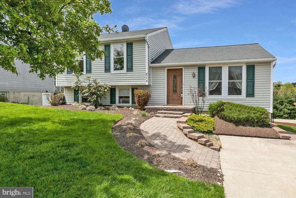 Unit for sale at 210 CONTOUR ROAD, MOUNT AIRY, MD 21771