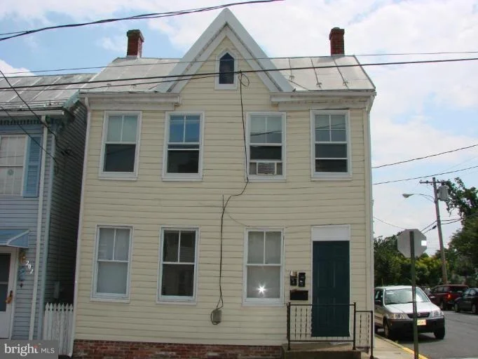 Unit for sale at 200 6TH STREET E, FREDERICK, MD 21701