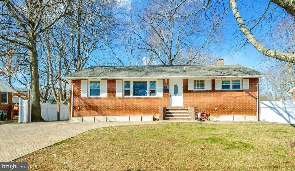 Unit for sale at 3410 BEECHCRAFT DRIVE, ALEXANDRIA, VA 22306