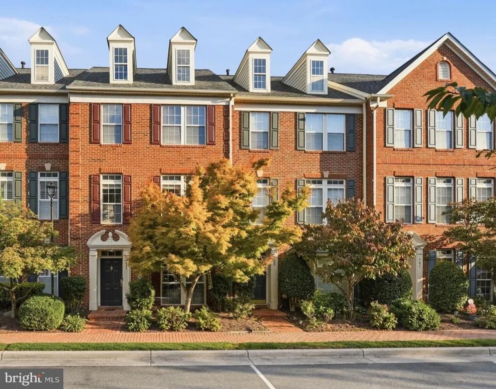 Unit for sale at 711 SCARBURGH WAY, ALEXANDRIA, VA 22314